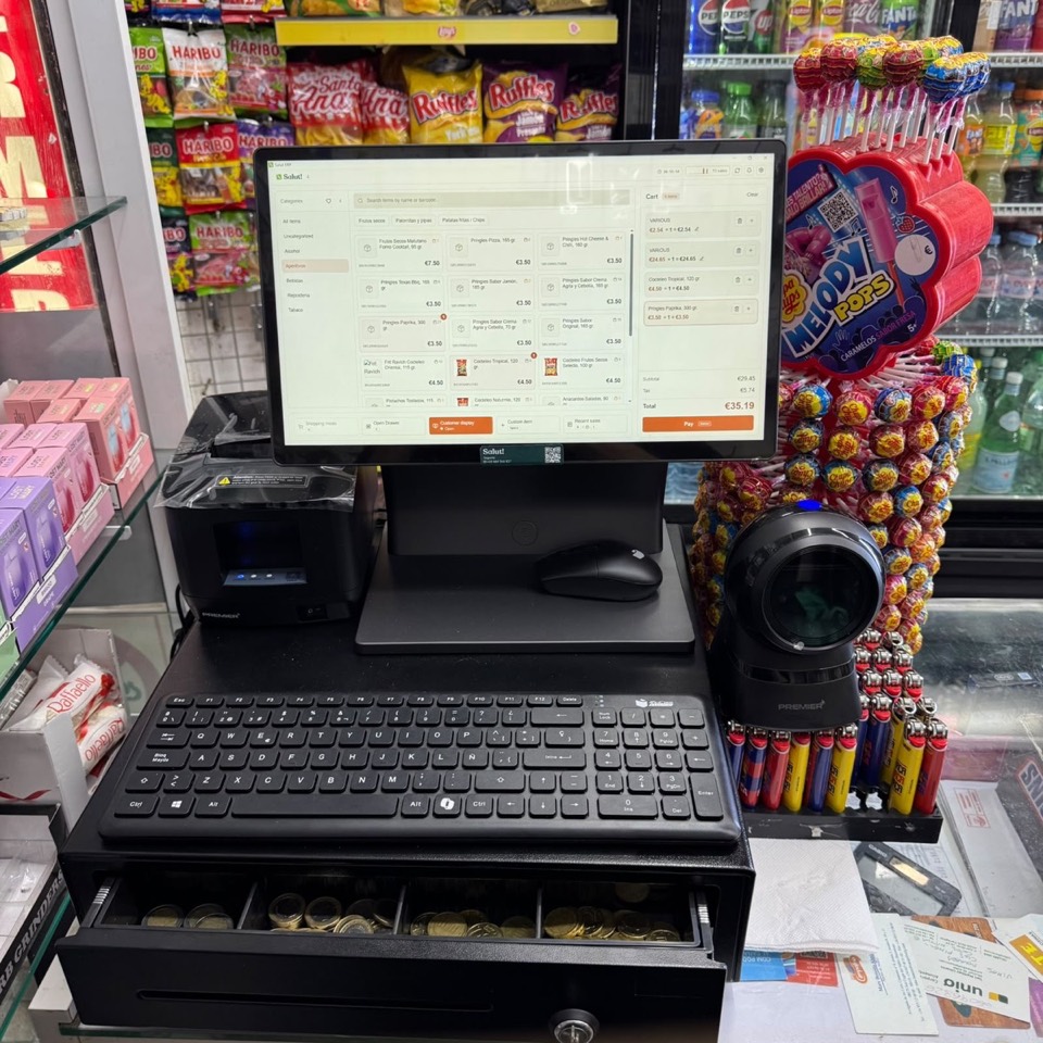 Salut system installed in a store 1